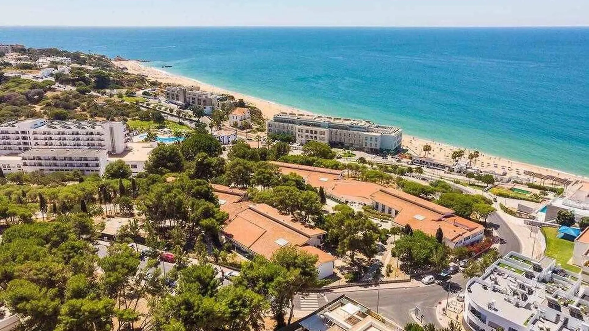 Central Town 2-Bedroom Apartment Albufeira