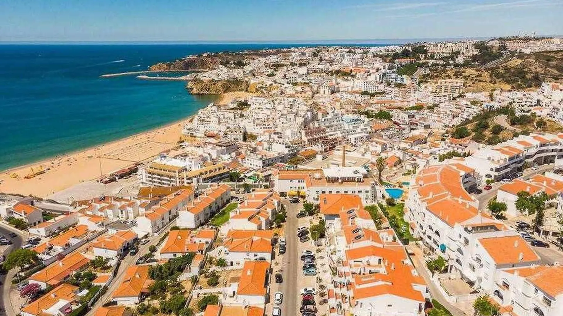 Central Town 2-Bedroom Apartment Albufeira